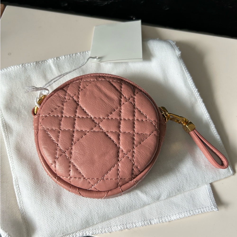 🆕 DIOR CANNAGE ROSE PINK LEATHER POUCH - Picture 2 of 6